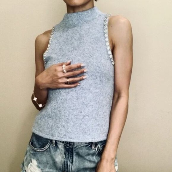 NWT Anthropologie House of Harlow 1960 Sleeveless Sweater with Rhinestones - Picture 3 of 9